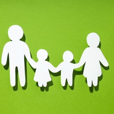 Um casal foi sentenciado a pagar uma compensação financeira a uma criança por terem desistido de adotá-la após 19 meses de processo.