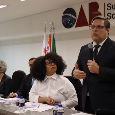 A Ordem dos Advogados do Brasil de São Paulo e Sorocaba organizaram um ato de desagravo em apoio a uma advogada que foi vítima de discriminação racial.