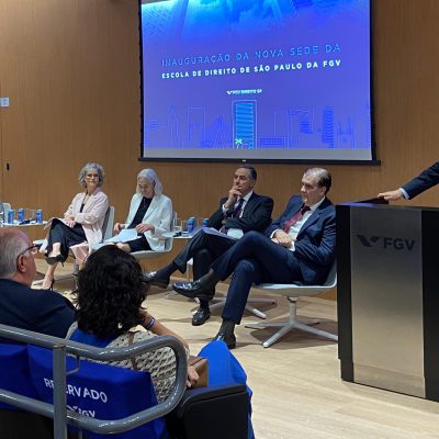 A Ordem dos Advogados do Brasil em São Paulo comparece à cerimônia de abertura da nova sede da Escola de Direito da Fundação Getúlio Vargas na cidade de São Paulo.