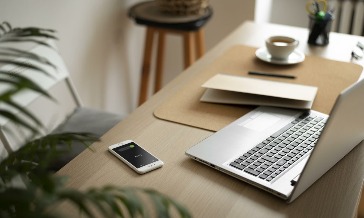 A magistrada concede permissão para a realização de trabalho comunitário de forma virtual.