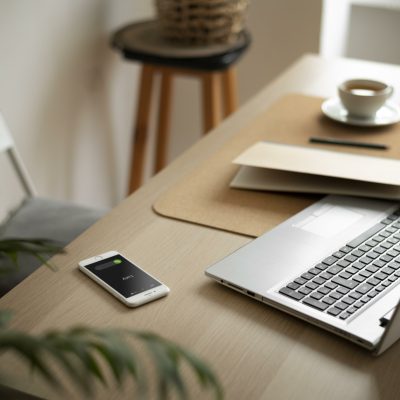A magistrada concede permissão para a realização de trabalho comunitário de forma virtual.