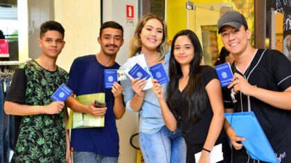 As convenções coletivas não possuem a capacidade de alterar a fórmula de cálculo das cotas destinadas aos aprendizes e pessoas com deficiência.