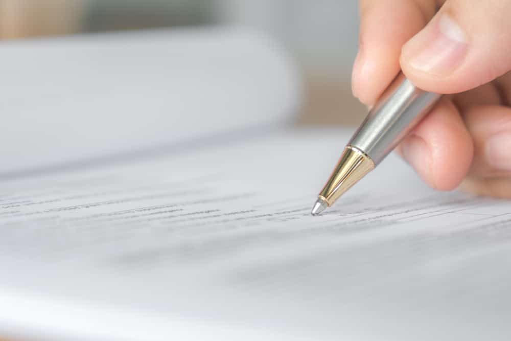 As responsabilidades estabelecidas em contratos são o assunto mais comum em processos judiciais estaduais.