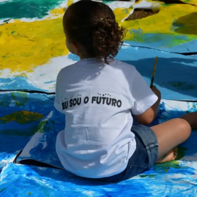 Devido ao descumprimento das responsabilidades materiais, o Tribunal de Justiça de São Paulo julgou e condenou um homem que negligenciou o pagamento da pensão alimentícia ao seu filho.