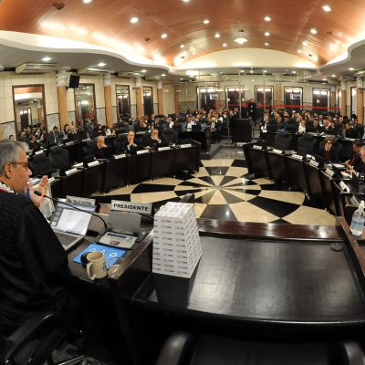 Luiz Belchior e Rosária Duarte assumem como desembargadores no Tribunal de Justiça do Maranhão.