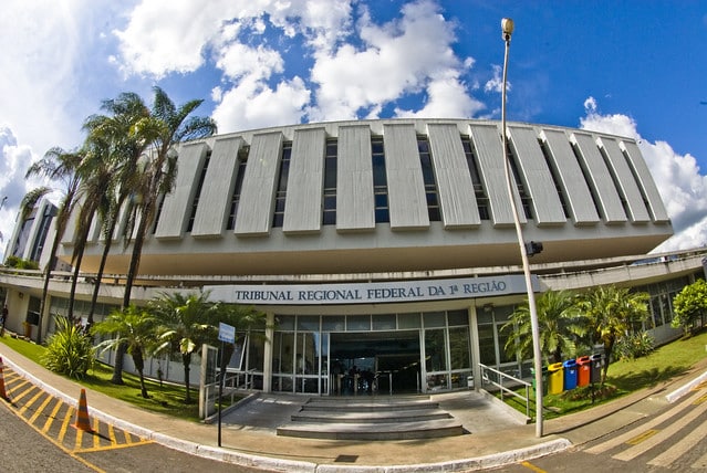 No presente dia de quinta-feira, a recém nomeada direção do TRF da 1ª Região assume oficialmente seus cargos.