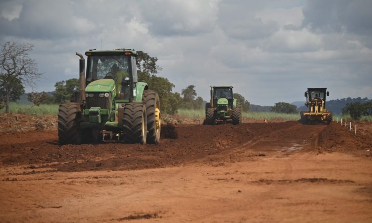 O Supremo Tribunal Federal (STF) indefere apelações que questionavam a validade da contribuição ao Fundo de Desenvolvimento do Estado de Infraestrutura (Fundeinfra) de Goiás.