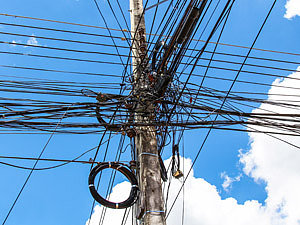 Jogo de regras para a extensão dos contratos de concessão de distribuição de energia elétrica.