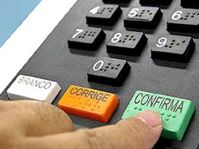 O Ministério Público Eleitoral divulga um guia informativo para auxiliar profissionais de jornalismo na cobertura dos pleitos eleitorais.