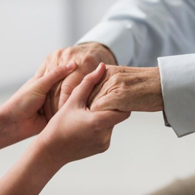 O Tribunal Superior do Trabalho decidiu que cabe ao empregador a responsabilidade de comprovar a jornada de trabalho da cuidadora.