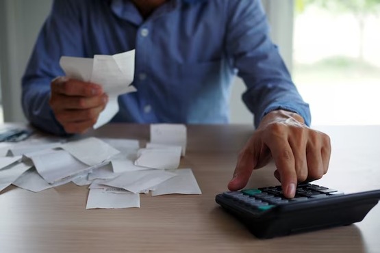 Uma profissional da contabilidade que passou nove anos sem tirar férias receberá uma compensação por danos morais.