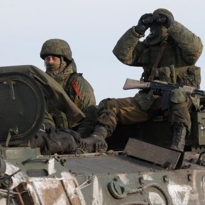 A Fundação planeja solicitar a detenção de repórteres russos em nações estrangeiras.
