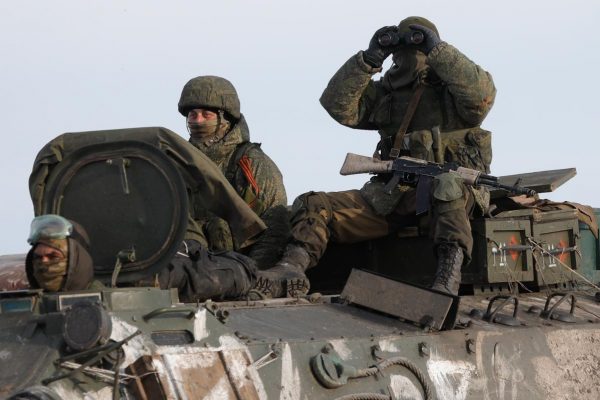 A Fundação planeja solicitar a detenção de repórteres russos em nações estrangeiras.