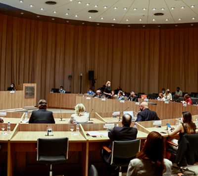 Envolvimento da comunidade e reunião online para discussão do processo de licenciamento ambiental.