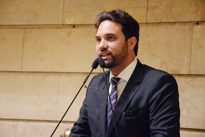 O Tribunal de Justiça do Rio de Janeiro rejeita solicitação de Dr. Jairinho para recuperar o cargo de vereador.