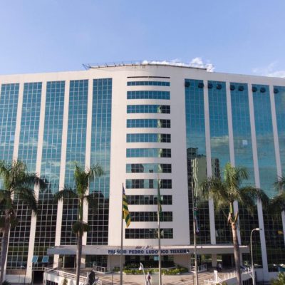 A distribuição da parcela do ICMS referente a programas de benefício fiscal pode sofrer um adiamento no repasse aos municípios.