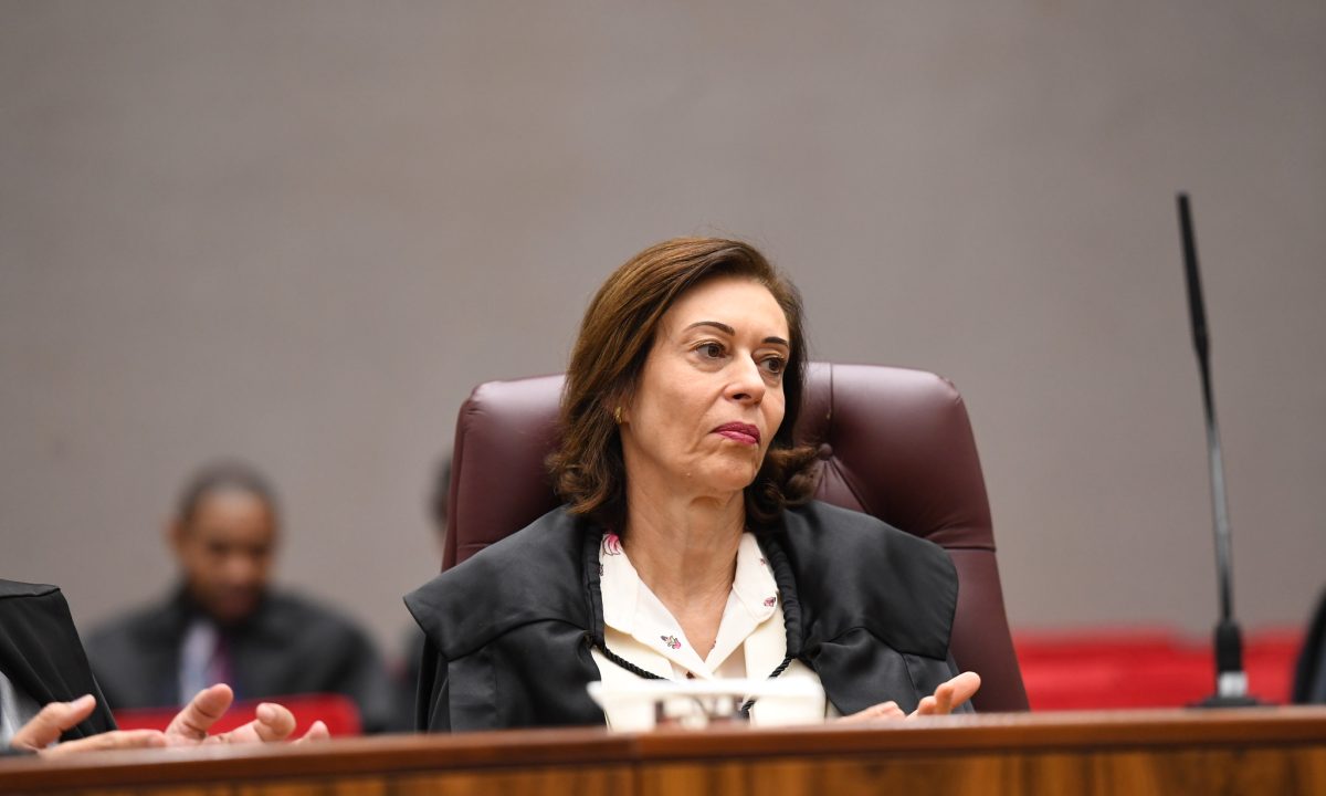 O Superior Tribunal de Justiça mantém a decisão de adotar uma tese que estabelece um limite para a contribuição ao Sistema S.