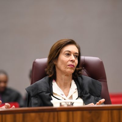 O Superior Tribunal de Justiça mantém a decisão de adotar uma tese que estabelece um limite para a contribuição ao Sistema S.