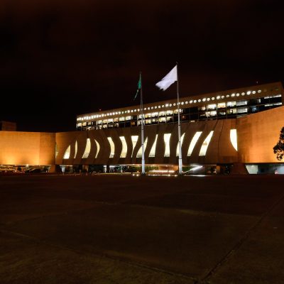O Superior Tribunal de Justiça irá analisar um caso repetitivo relacionado à interrupção da prescrição em uma decisão judicial de natureza coletiva.