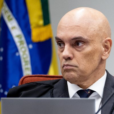 Alexandre decidiu recuar na exclusão das VPNs, porém optou por manter a multa.