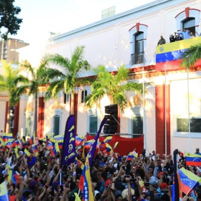 Na Venezuela ocorreu de tudo, exceto uma eleição.