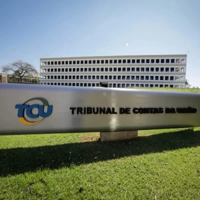 O Brasil recebe um montante de R$ 400 bilhões anualmente.