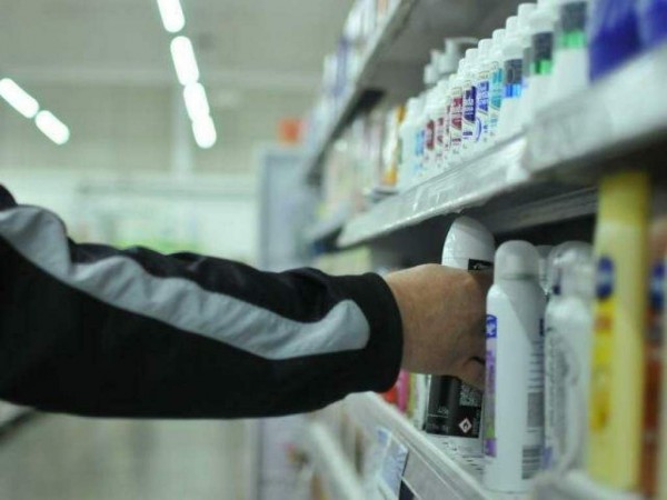 O princípio da bagatela é aplicado com maior frequência em situações de furto do que em outras infrações.