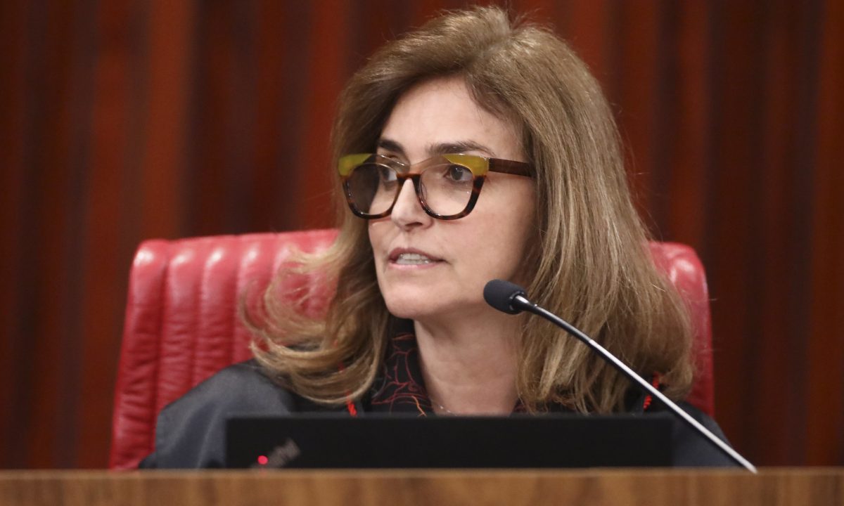 TSE interrompe análise do caso do governador de Roraima após argumentações feitas verbalmente.