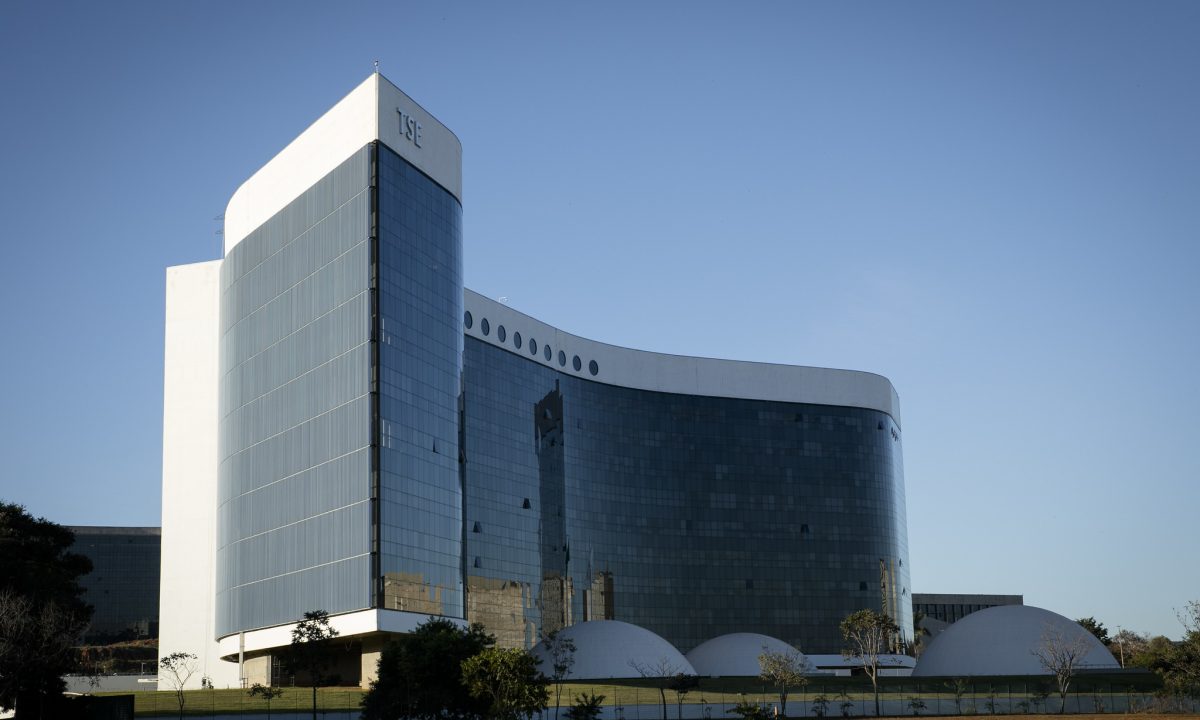 Tribunal Superior Eleitoral dá início ao semestre com objetivo de assegurar a paz durante o período eleitoral.