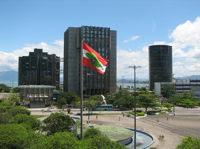 Tribunal de Justiça de Santa Catarina concede Habeas Corpus para indivíduo acusado de homicídio depois que o Superior Tribunal de Justiça determinou a análise do caso.