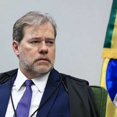 A Carta Magna, a imprensa internacional e a inferioridade nacional defendida por alguns.