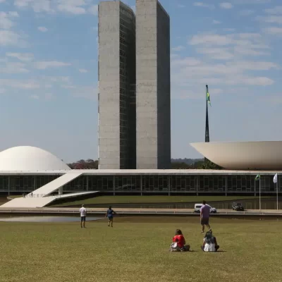 A maioria do Supremo Tribunal Federal afirma que um deputado que também é servidor público pode participar do Programa de Aposentadoria Complementar dos Serviços Públicos (PSSC).