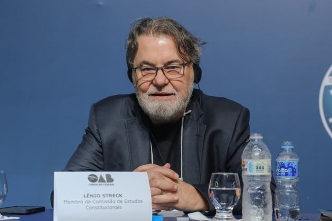 O IAB realiza um seminário online em homenagem a Lenio Streck.